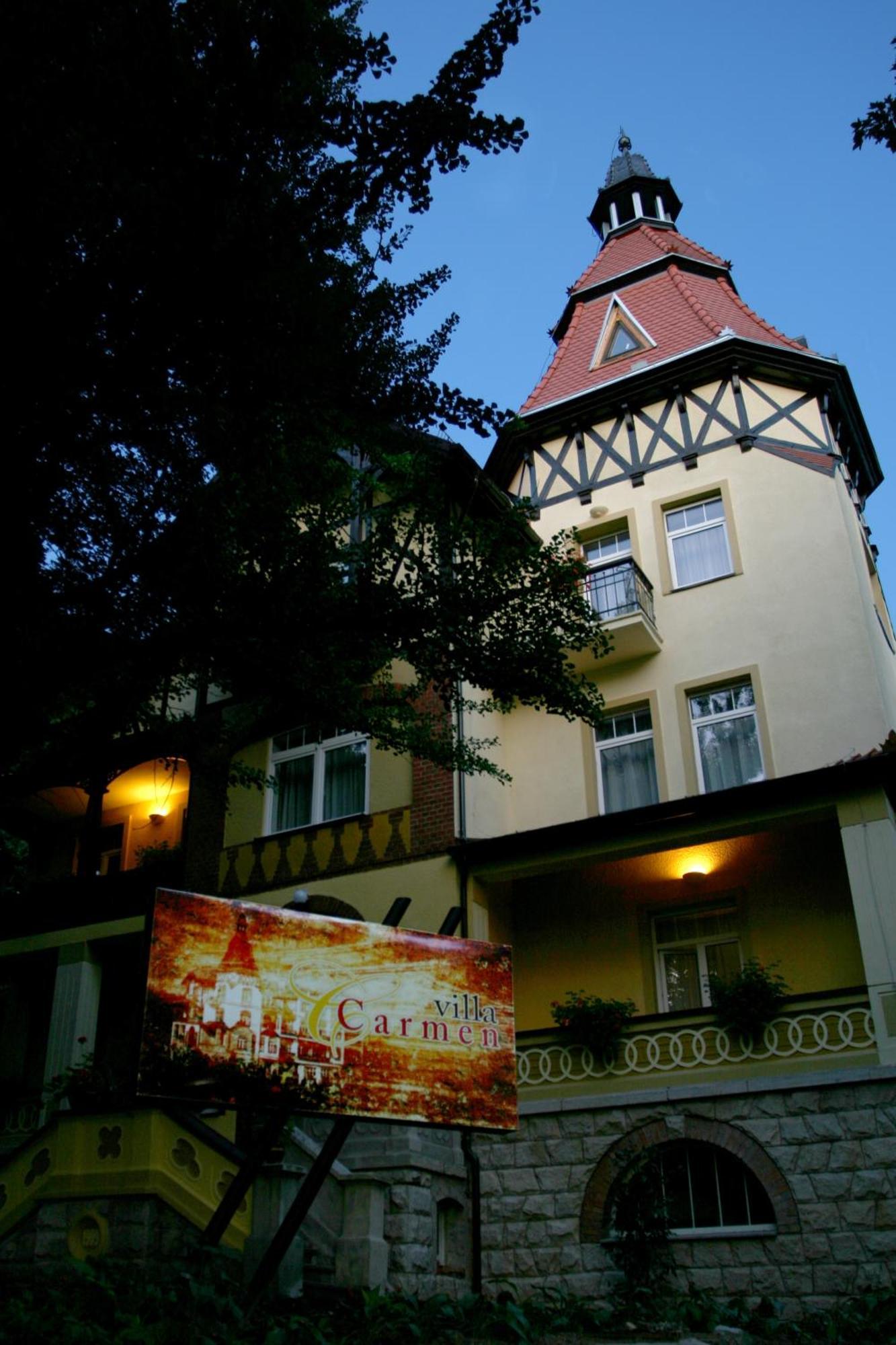 Villa Carmen Kudowa Zdroj Luaran gambar